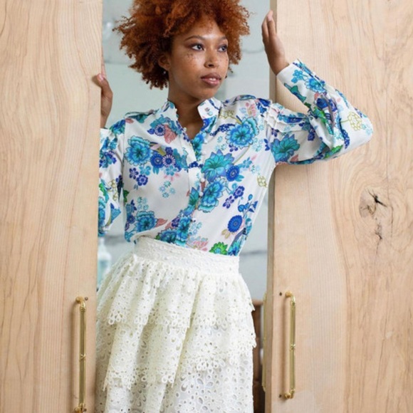 Misa Hylton Stand Collar Woven Blouse - Picture 2 of 11